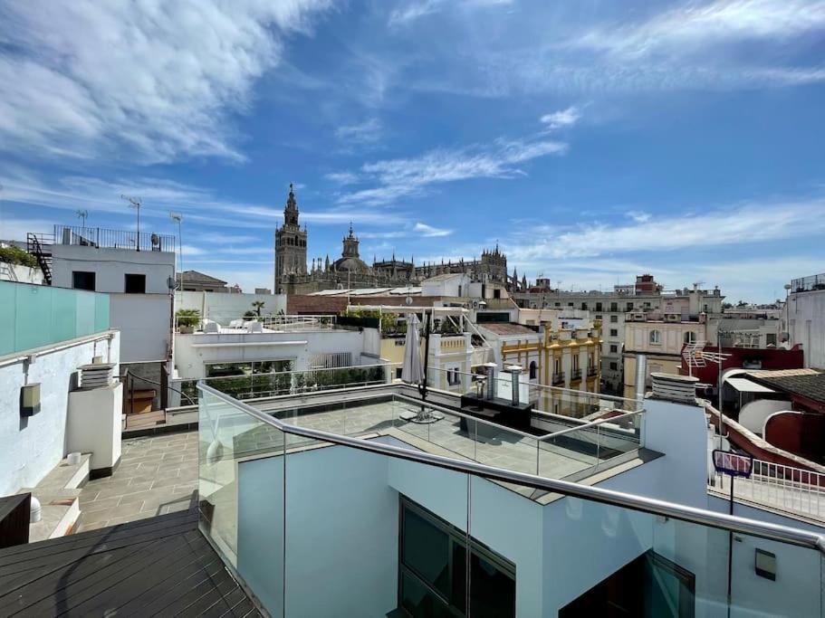 Villa Fdez Amazing House By Cathedral And Giralda With Private Pool à Séville Extérieur photo